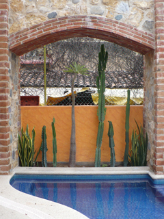 hotel courtyard