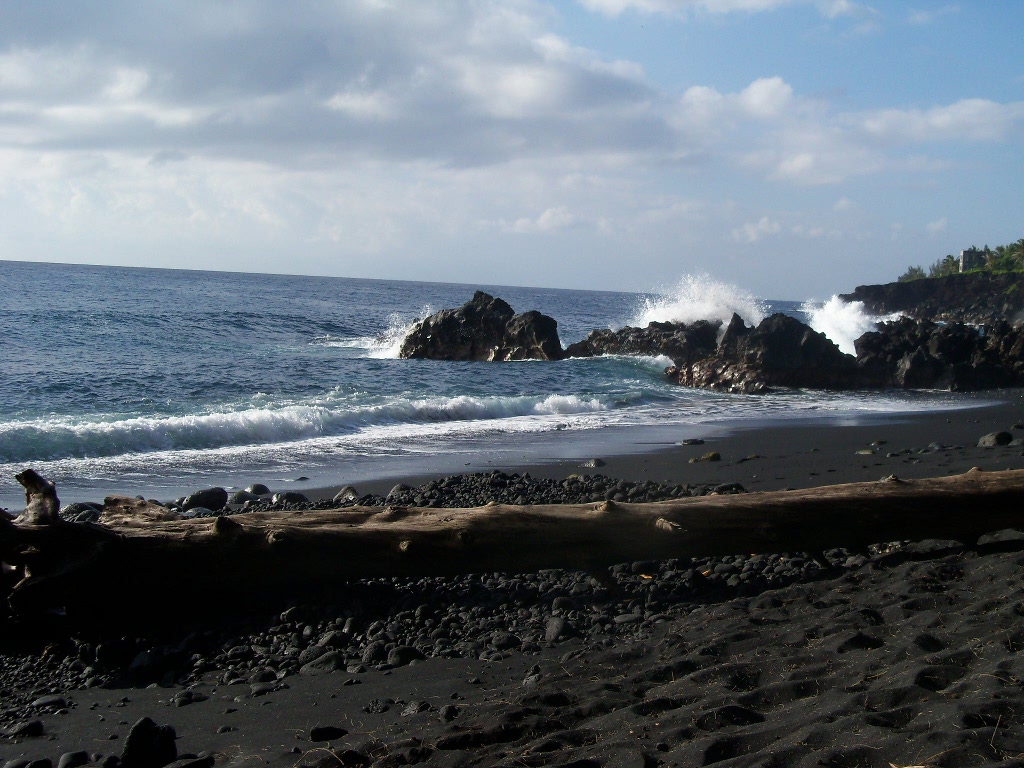 at Kehena beach