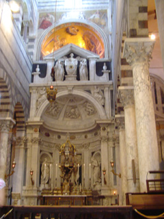 Pisa duomo transept